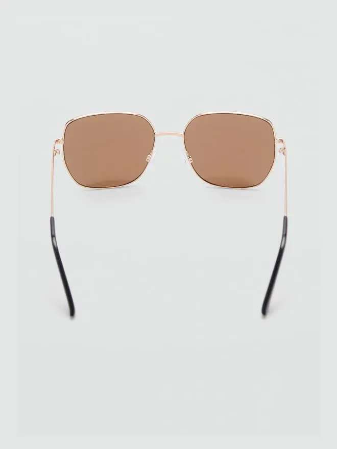 Square metallic frame sunglasses